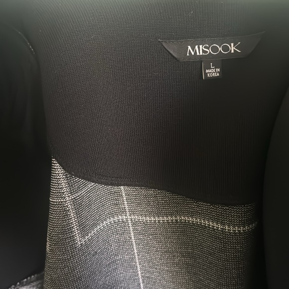 Misook black and white sweater jacket - Picture 4 of 4